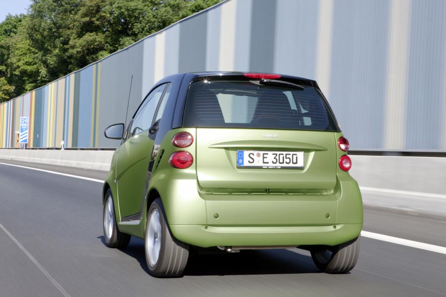  Smart ForTwo 2010 года  (фото 25 из 43)